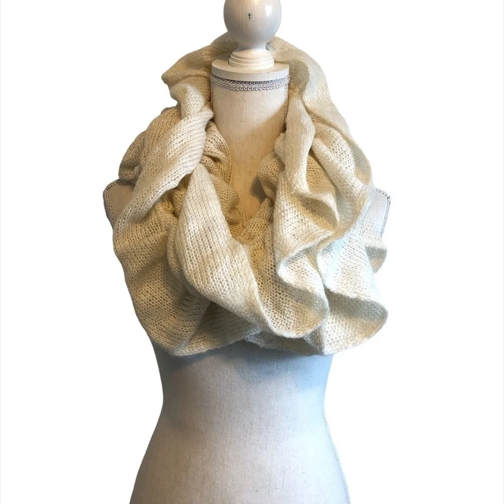 Calvin Klein scarf ruffled infinity loop airy open-knit stretch metallic gold